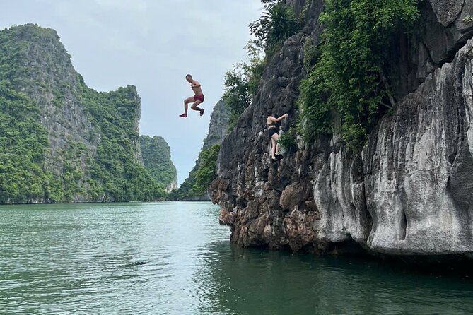 Full Day Guided Tour to Lan Ha Bay with Kayaking, Cliff Jumping - Why this Lan Ha Bay day feels different