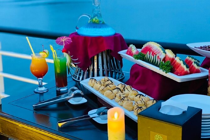 Full Day Halong Bay Luxury Limousine Bus & Buffet Lunch - Hang Luon by kayak or bamboo boat