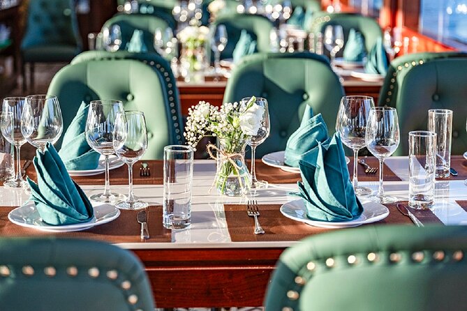 Full Day Halong Bay Luxury Limousine Bus & Buffet Lunch - The overnight wording needs clarification