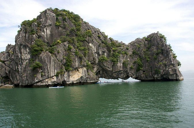 Full-Day Halong Bay Tour Including Kayaking from Hanoi - Comfort, timing, and what to pack