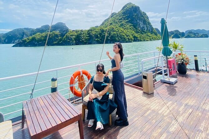 Full Day Private Tour in Halong with Lunch - The guide can shape the whole day