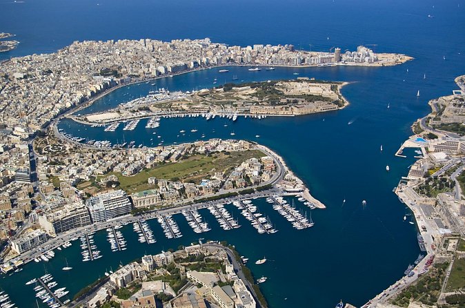 Grand Harbour & Marsamxett harbour cruise guided tour including transport - What the guiding is really like