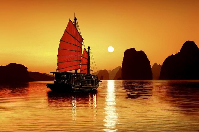 Group Halong Bay Day Cruise Including Hotel Transfers from Hanoi - Why Halong Bay works as a one-day trip