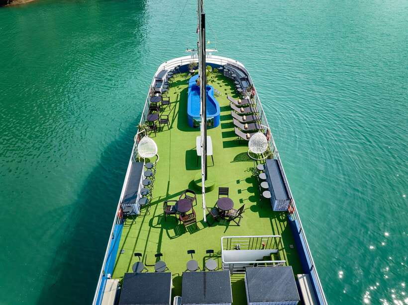 Ha Long & Bai Tu Long bay cruise wt Kayakking & buffet lunch - What the $46 price buys you