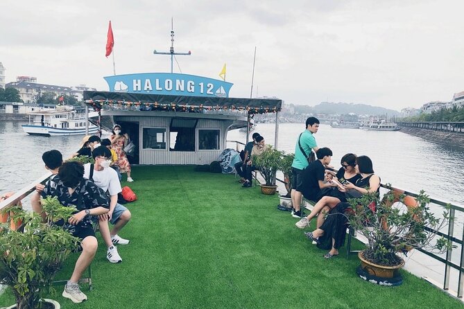 Ha Long Bay 1 Day 6 hour-Cruise with kayaking, Cave visiting & Swimming - Walking through Sung Sot Cave