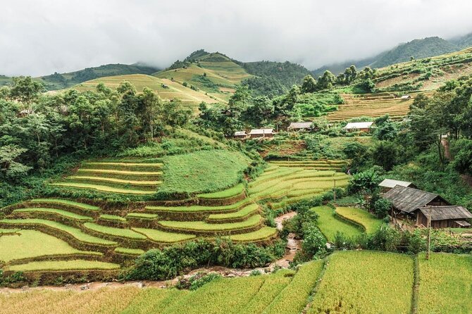 Ha Long Bay 2 Days 1 Night Indochina Premium Cruise - Key points at a glance
