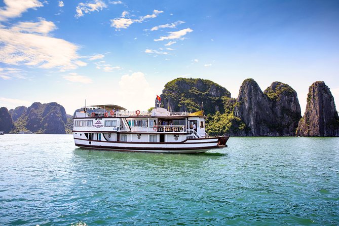 Ha Long Bay 2D1N on 2-star-plus Cruise - The pearl farm visit and an early final lunch