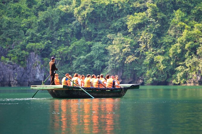 Ha Long Bay Cruise Day Tour - Cave, Kayaking, Swimming & Lunch - What guide quality means on a busy route