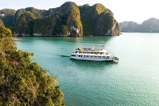 Ha Long Bay Day Cruise, Cave, Kayaking, Swimming, Bus & Lunch - Luon Cave by kayak or bamboo boat