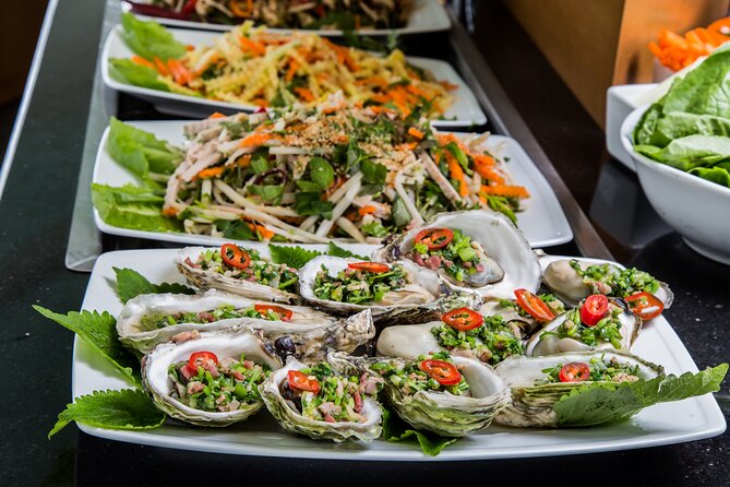 Ha Long Bay Day Tour with Lunch, Kayak, Cave explore - Food, service, and comfort on board