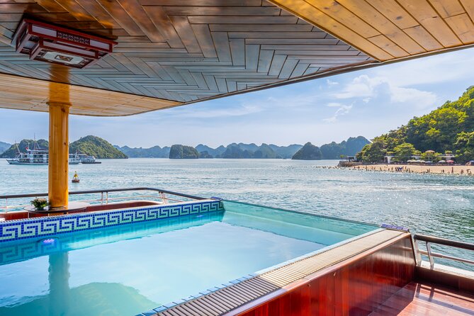 Ha Long Bay Luxury Cruise 1 Day - Hang Luon and the choice of kayak or bamboo boat