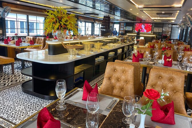 Ha Long bay Luxury cruise Day Trip - The sunset party closes a packed day