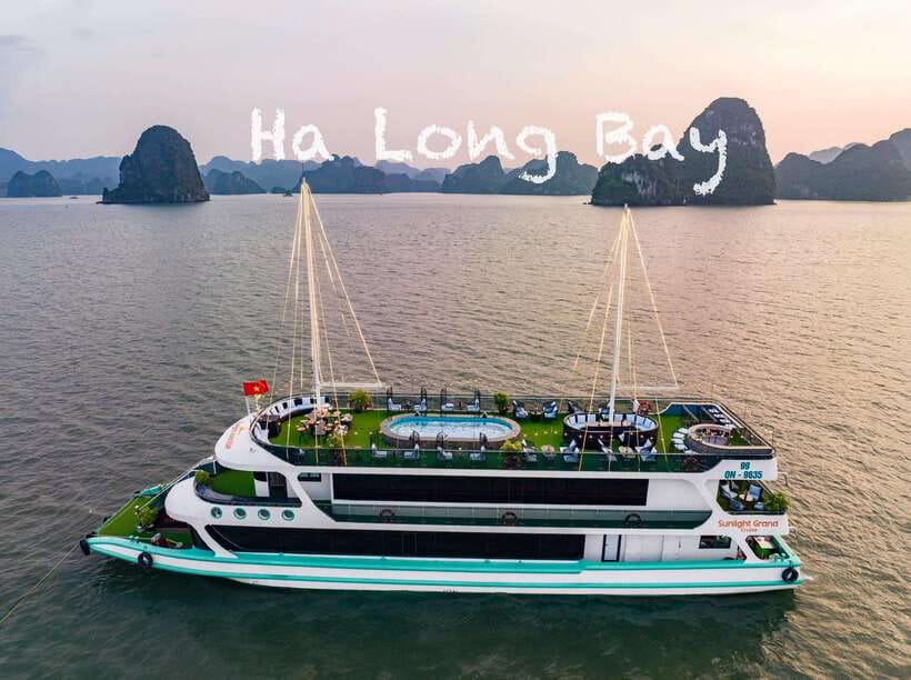 Ha Long Bay Luxury Full Day Cruise| Buffet & All Included - Key points at a glance