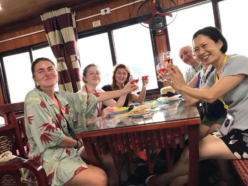 Ha Long Bay Small Deluxe Cruise Day Trip With Kayak & Lunch - Titop Island and the Climb to Titop Peak