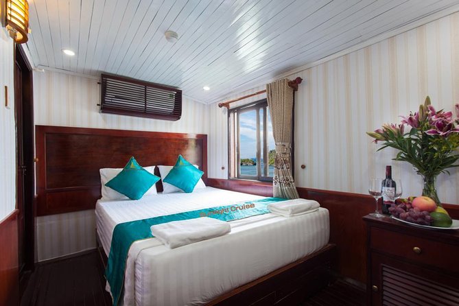 Ha Long bay tour in Middle 3 star cruise - Who will enjoy this cruise most