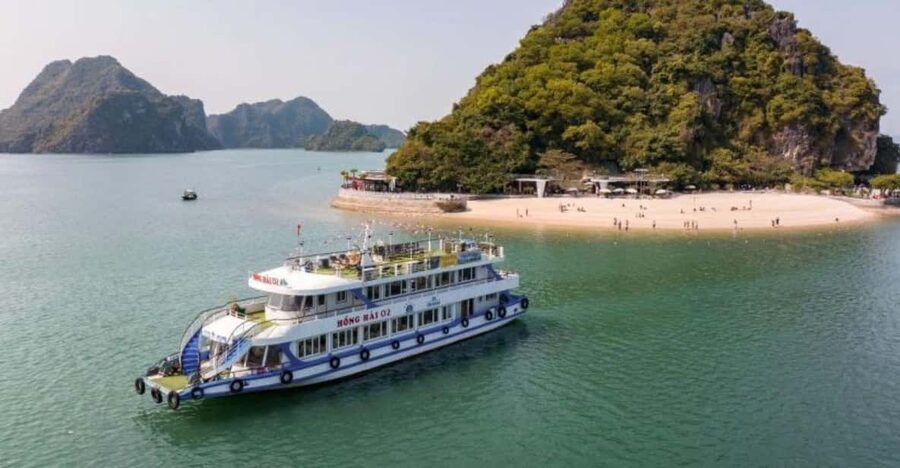 Ha Long: Half Day Cruise with Lunch, Kayaking, and Swimming - A six-hour route through Ha Long Bay