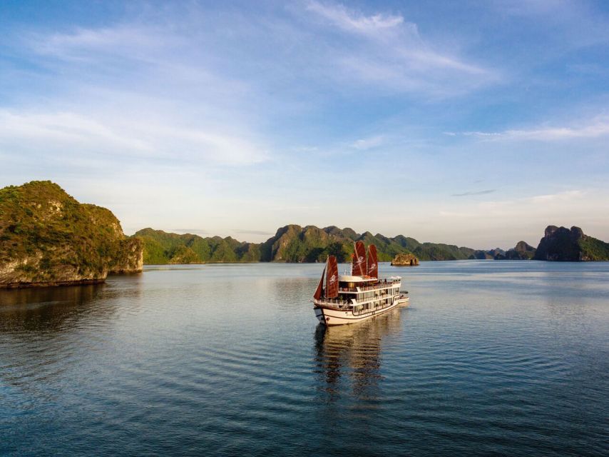 Ha Long & Lan Ha Bays: 2-Day Cruise with Meals & Kayaking - Checkout, brunch, and the return to Tuan Chau