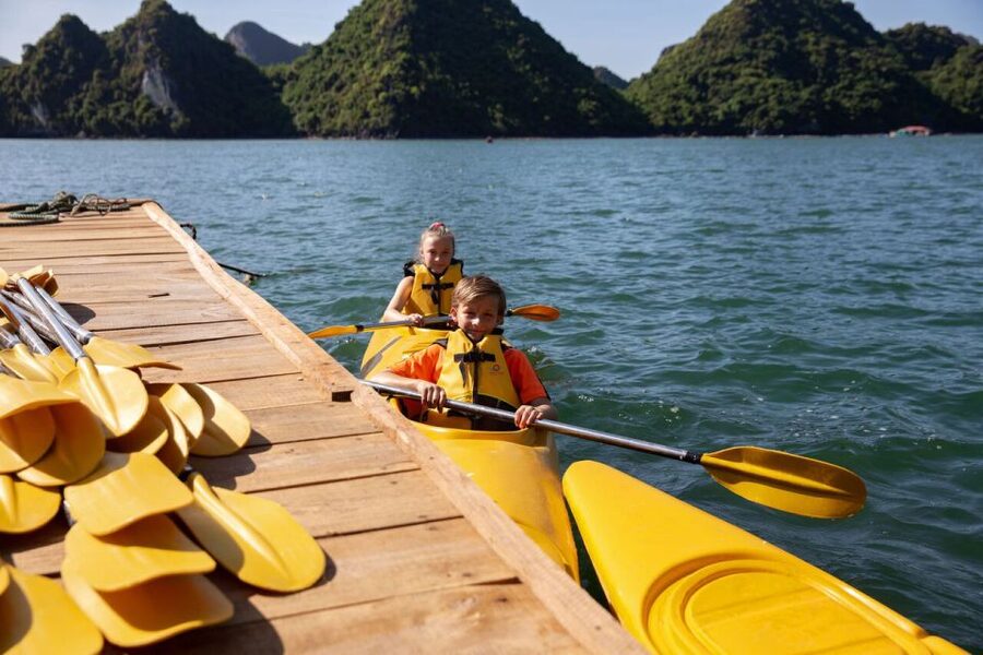 Ha Long & Lan Ha Bays: 2-Day Cruise with Meals & Kayaking - What this Ha Long and Lan Ha Bay cruise is really like