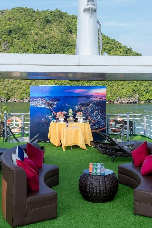 Ha Noi - Ha Long Bay 1 Day/ Luxury Boat/ Buffet Lunch/ Party - Surprising Cave and its 40-minute walk