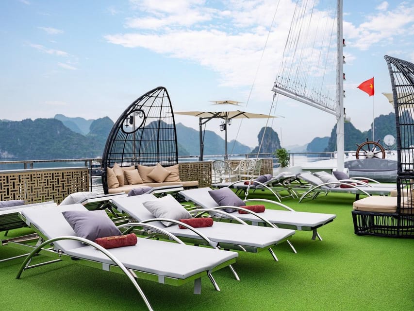 Ha Noi - Ha Long Bay 1 Day/ Luxury Boat/ Buffet Lunch/ Party - What to pack for the bay