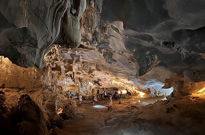 Half Day Explore Bai Tu Long Bay With Lunch, Cave and Kayaking - Kayaking or a bamboo boat among the karsts