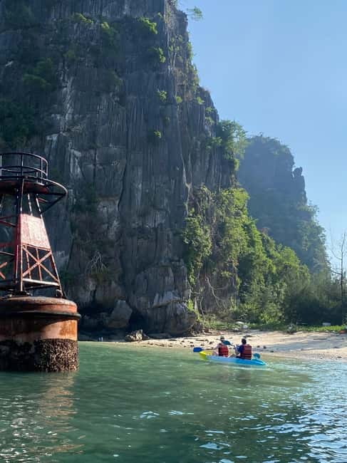 Half day Lan Ha Bay : Boat Trip , Kayaking,Snorkel - Cruising past limestone islands