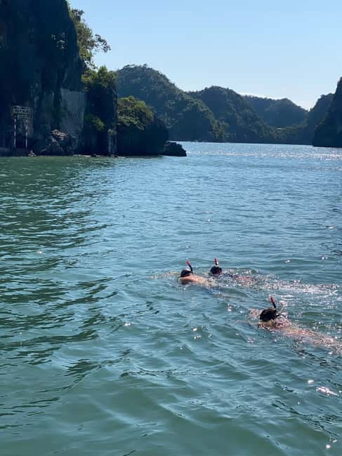 Half day Lan Ha Bay : Boat Trip , Kayaking,Snorkel - Swimming and snorkeling at a small beach