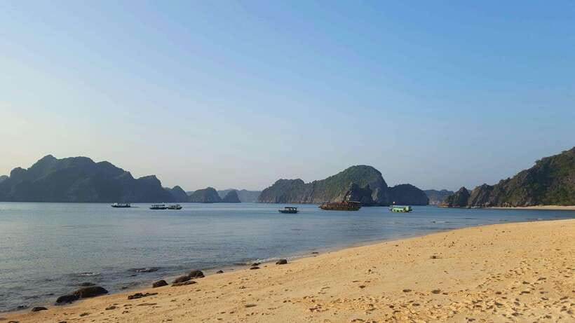 Half day Lan Ha Bay excursion ( 4 hours ): Kayaking, Snorkel - Swimming and snorkeling in quieter water