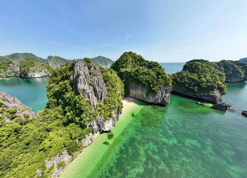 Half day Lan Ha Bay excursion ( 4 hours ): Kayaking, Snorkel - Kayaking around Cai Beo Floating Village