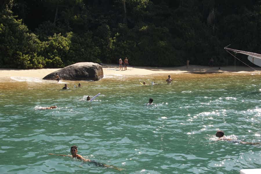Half-Day Schooner Cruise and Snorkeling in Paraty Bay - Blue Lagoon, lunch, and calm blue water