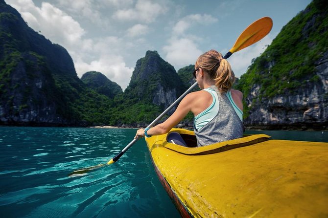 Halong 2 days 1 night with Cozy Classic Cruise from Hanoi - Leaving Hanoi’s Old Quarter at 7:30