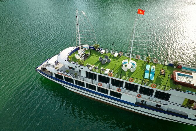 Halong 5star Cruise Day Trip: Buffet Lunch, Jacuzzi & Kayaking - Luon Cave by kayak or bamboo boat