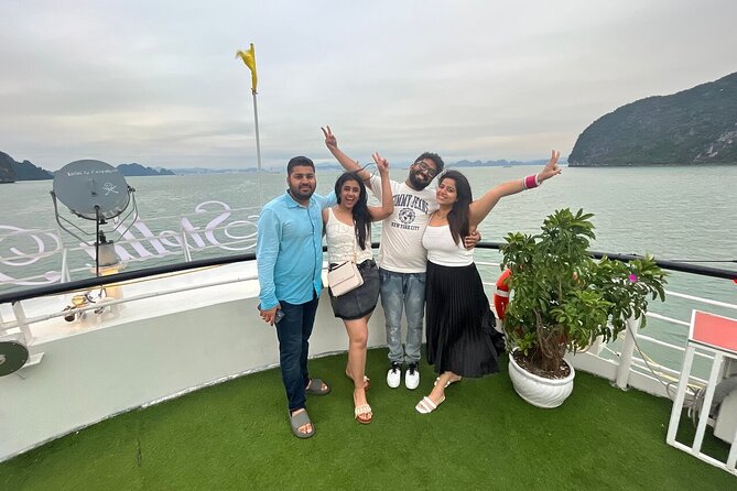 Halong 5star Cruise Day Trip: Buffet Lunch, Jacuzzi & Kayaking - Ti Top Island and the view from above
