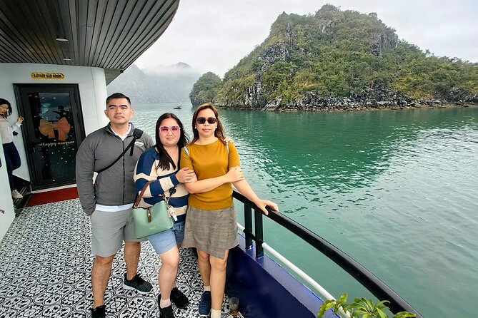 Halong 5star Cruise Day Trip: Buffet Lunch, Jacuzzi & Kayaking - Jacuzzi time and the return to Hanoi