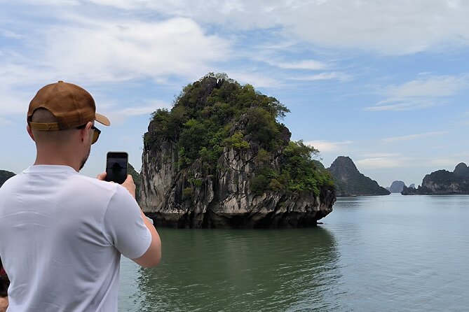 Halong & Bai Tu Long Luxury Day Tour - Fishing village & Kayak - Reaching Halong International Cruise Port