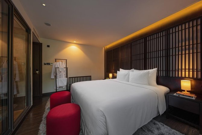 Halong Bay 2 Days 1 Night Scarlet Pearl Cruise - Transport is the weak link to watch