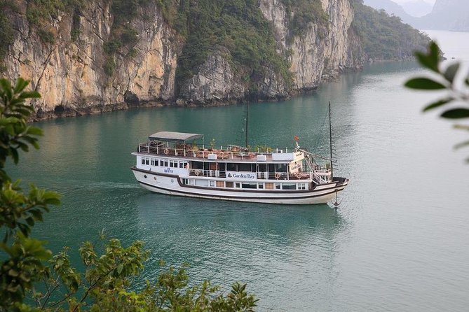 Halong Bay 2D1N BEST CRUISES All-Inclusive: Transfer, Meals, Kayak, Cave, Island - Lan Ha Bay, Bright and Dark Cave, and Cat Ba Island