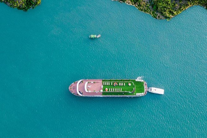 Halong Bay 2D1N BEST CRUISES All-Inclusive: Transfer, Meals, Kayak, Cave, Island - Meals, cabins, and life on board