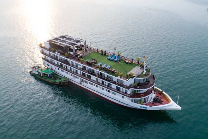Halong Bay 2D1N Premium Cruise from Hanoi with Private Balcony - What this Halong Bay cruise feels like