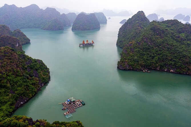 Halong Bay 3 days 2 nights on PEONY CRUISES 5 Stars LUXURY - Day two: Viet Hai Village by bicycle or electric cart