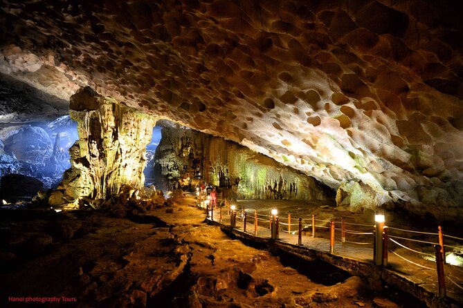 Halong Bay 6 Hours Cruise with Buffet, Sung Sot, Luon Cave, Titop - Six hours among Halong Bay’s limestone islands