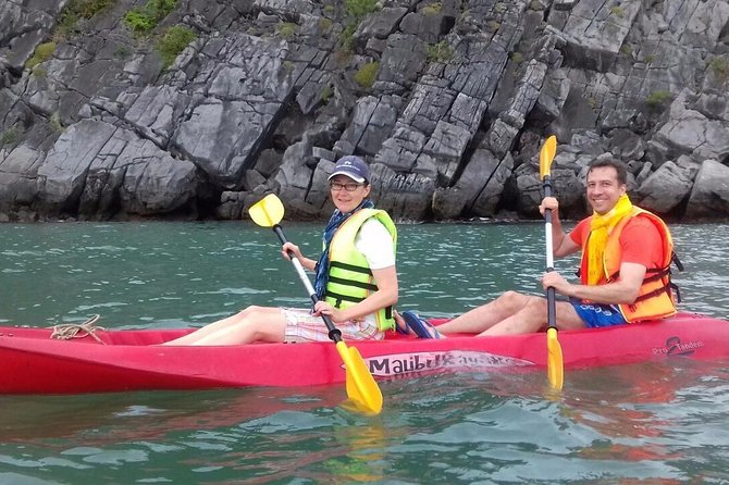 Halong Bay and Lan Ha Bay from Cat Ba Island: Cruise and Kayak Tour - Kayaking around Lan Ha Bay