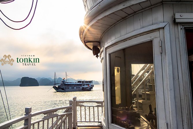 Halong bay Boutique Cruise 2D/1N tour: Kayaking, swimming, Titop island & cave - Crowds, conditions, and the practical side