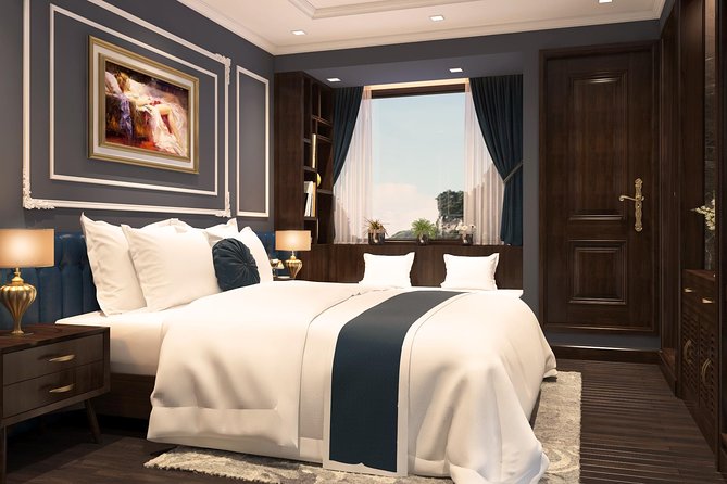 Halong Bay Cruise 2Day/1Night 5 Star Cruises All Included - The cabin, balcony, and overnight comfort
