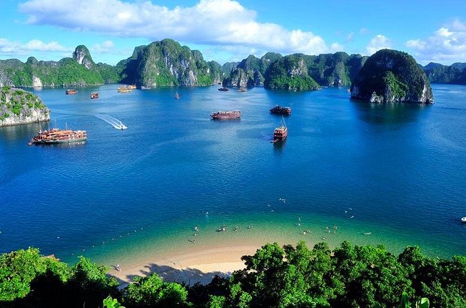 Halong Bay Cruise 3 Days - 2 Nights with 4 Star Luxury - Day 2: Sunrise, Lan Ha Bay, and a full day away from the main ship