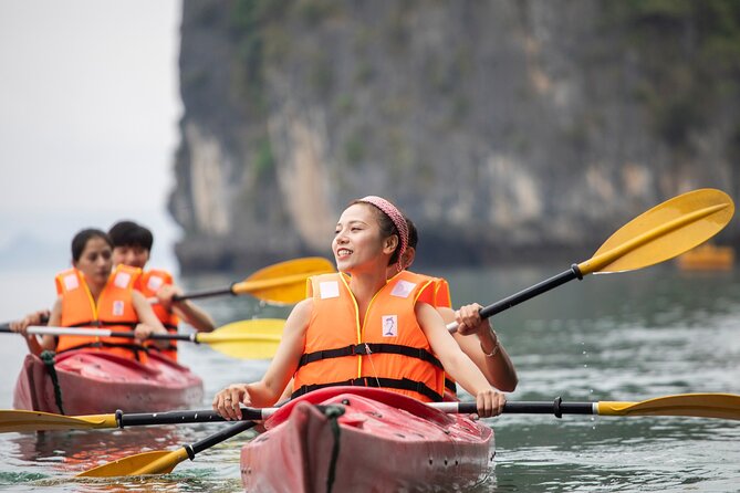 Halong Bay Cruise 3D2N - Kayaking Explorer & Round-trip transfer from Hanoi - Who should book this cruise?