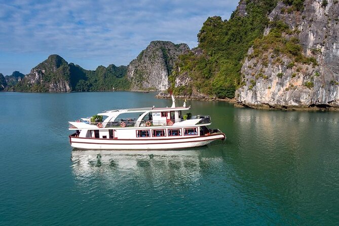 Halong Bay Cruise Luxury Full Day Tours - What the afternoon is likely to feel like