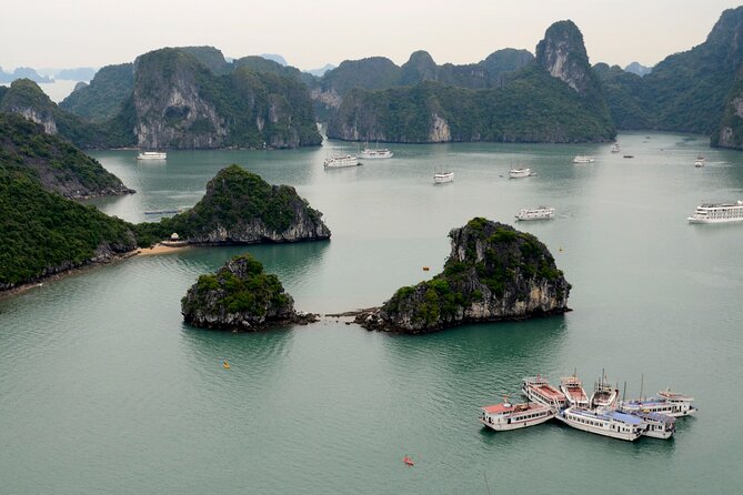 Halong Bay day cruise with Cave, Kayaking and Swimming on highway - Why this day cruise works from Hanoi