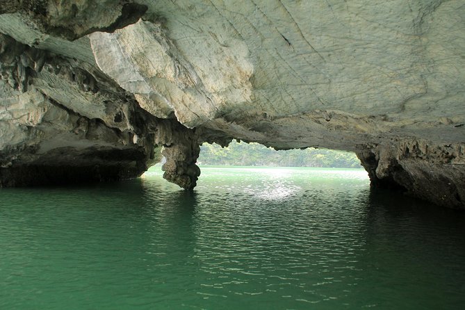 Halong Bay Day Tour: 4 hour cruising, caving, kayaking & lunch - Practical advice for a smoother day