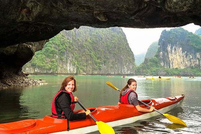 Halong Bay day tour 4 hours Cruise from Hanoi city - Thien Cung Cave and its 400-meter route